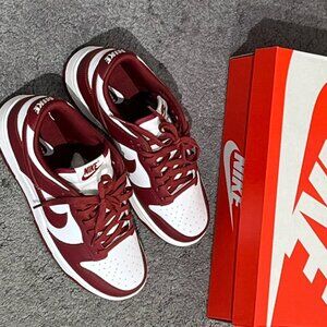 Nike Dunk Low Shoes in Bordeaux